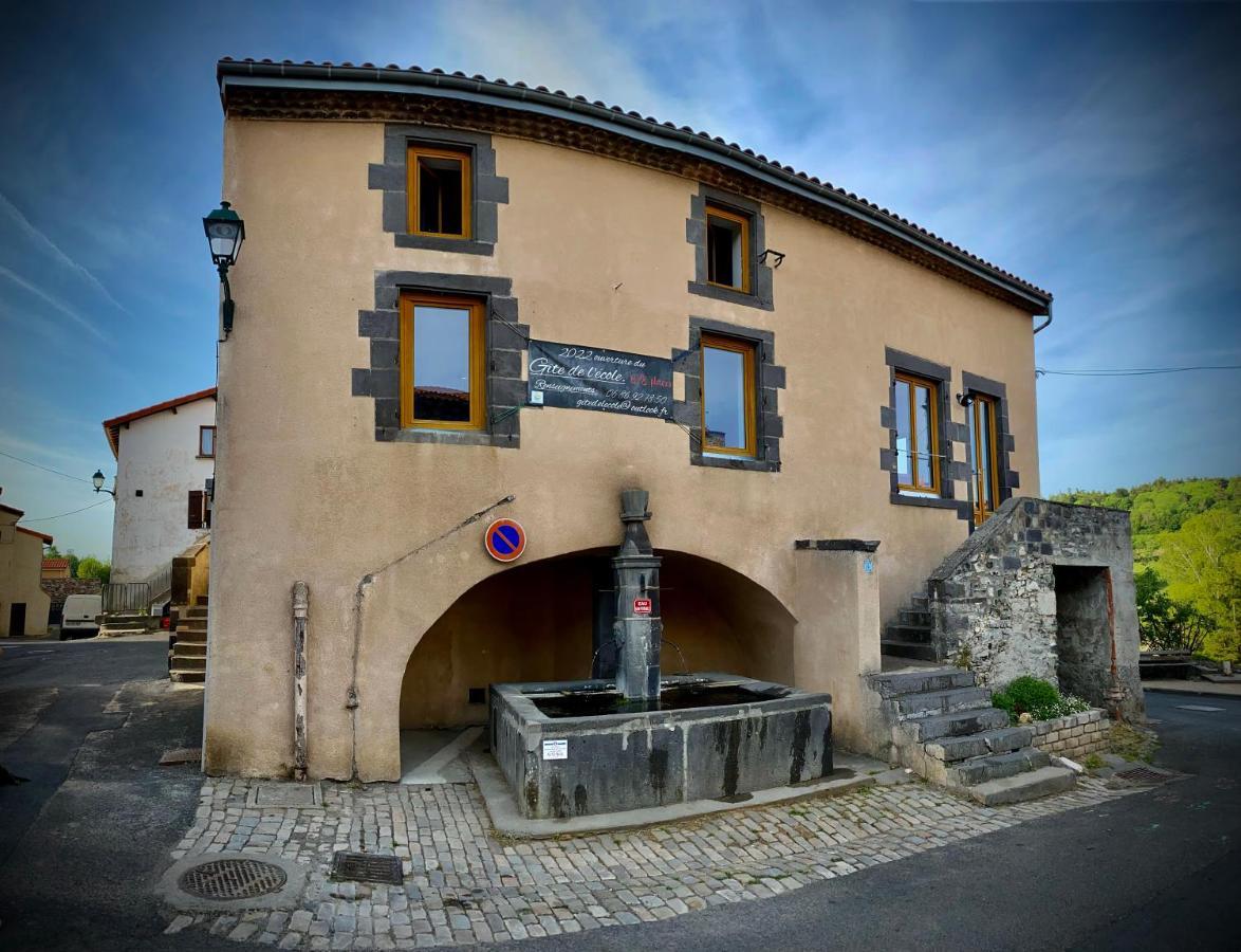 Gite De L'Ecole Romagnat Luaran gambar
